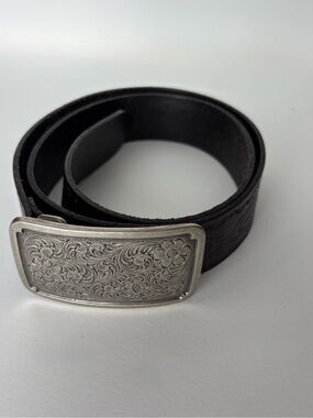 Vintage 1995 Fossil Black Leather Western Floral Belt Silver Tone Floral Buckle